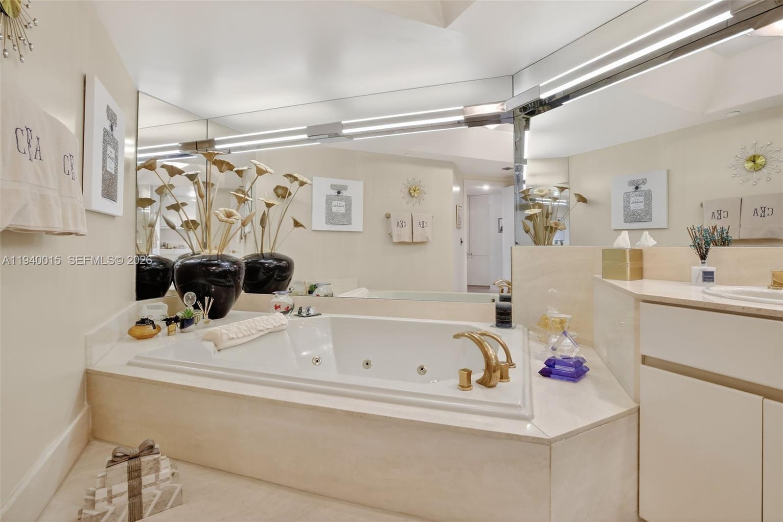 3000 Island Blvd # 502