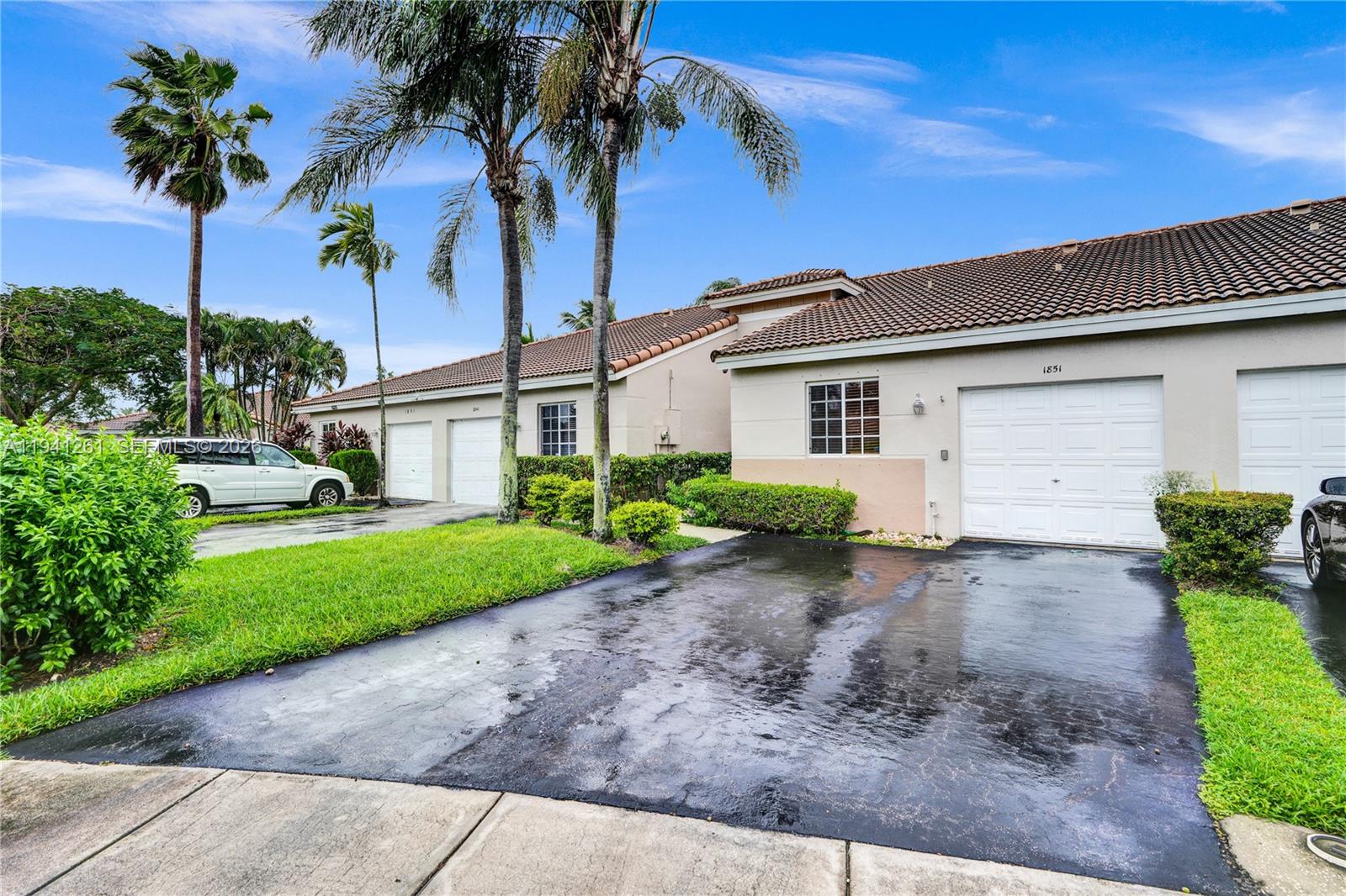 1851 SW 116th Way