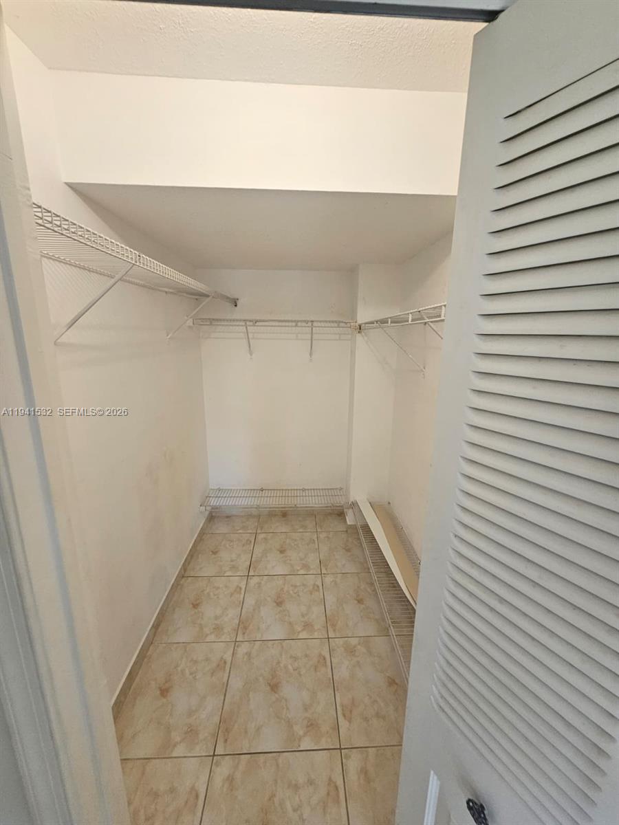 8592 W Sunrise Blvd # 209