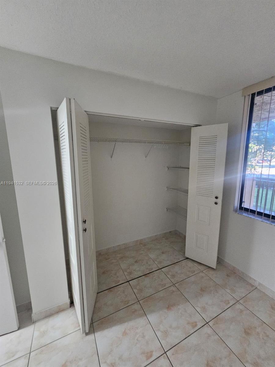 8592 W Sunrise Blvd # 209