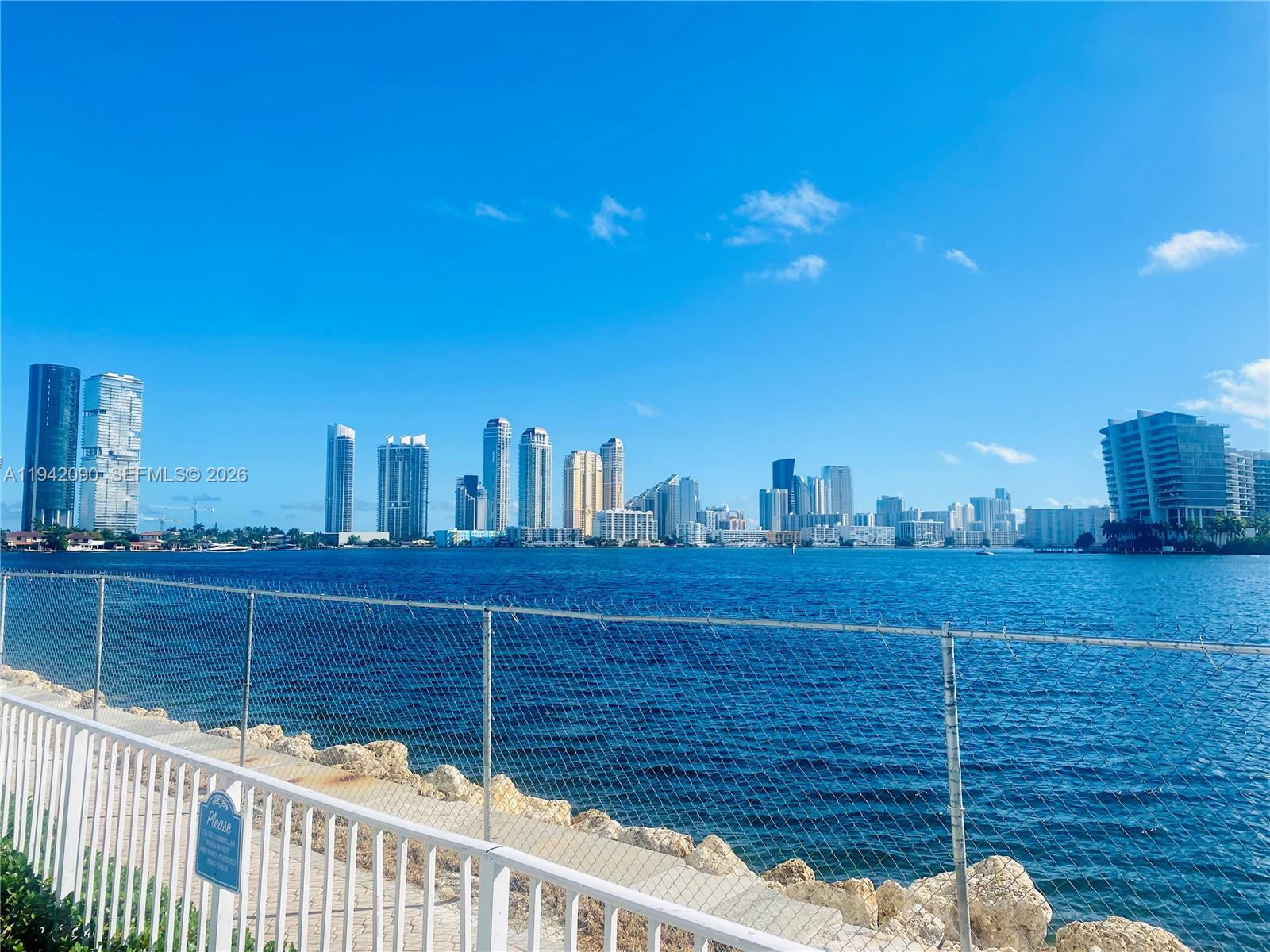 3530 Mystic Pointe Dr # 1606