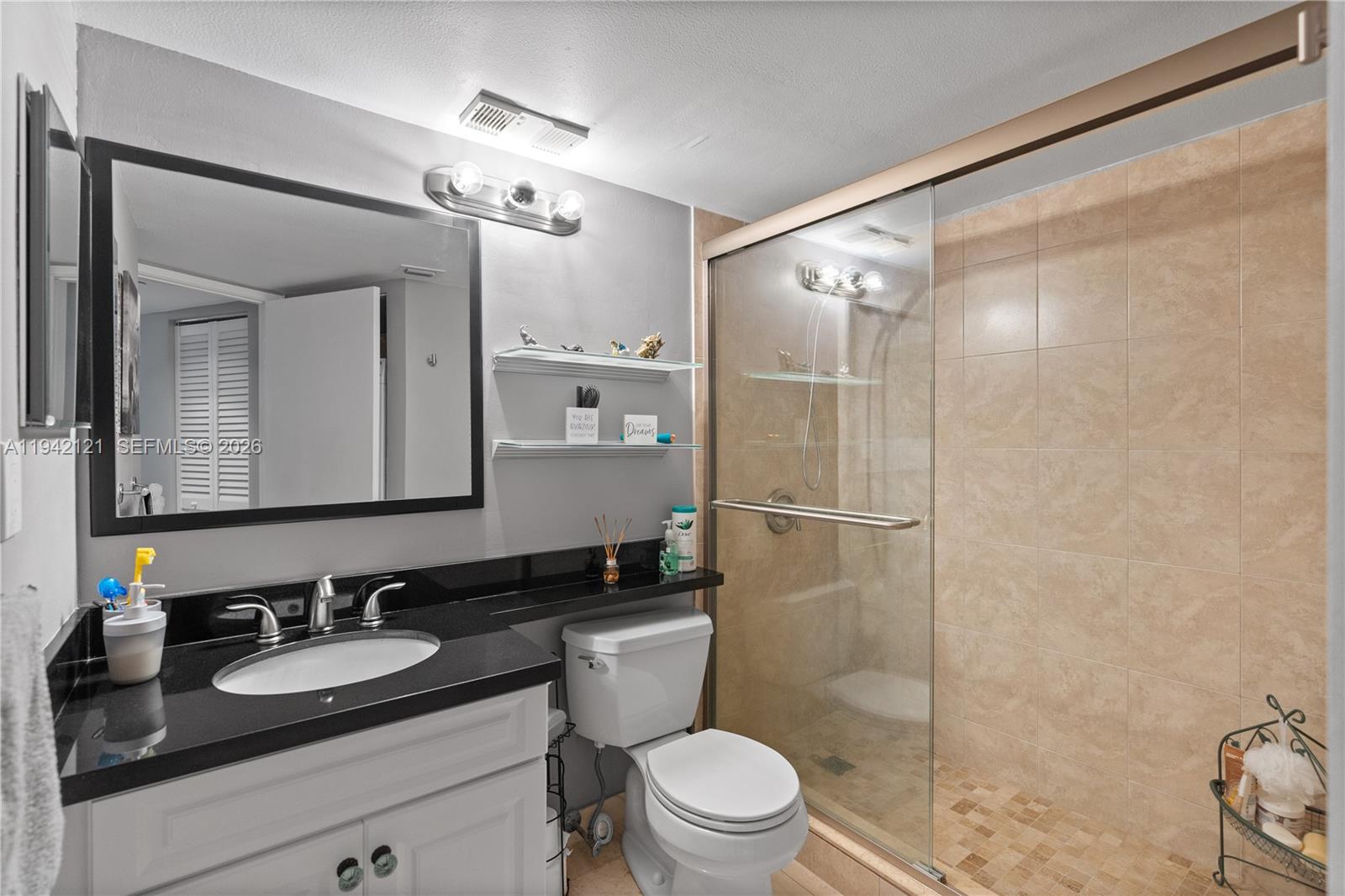 3600 Mystic Pointe Dr # 309