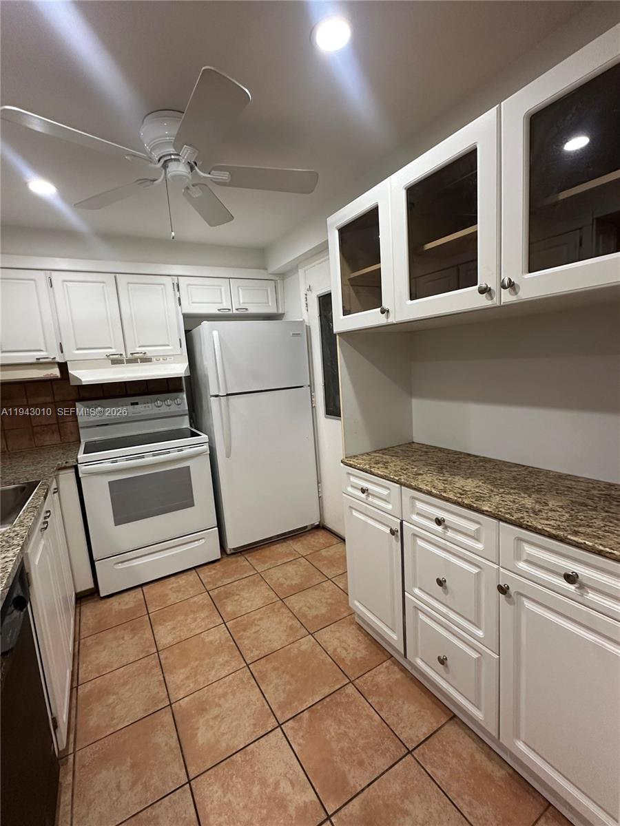 16901 NE 13th Ave # 103