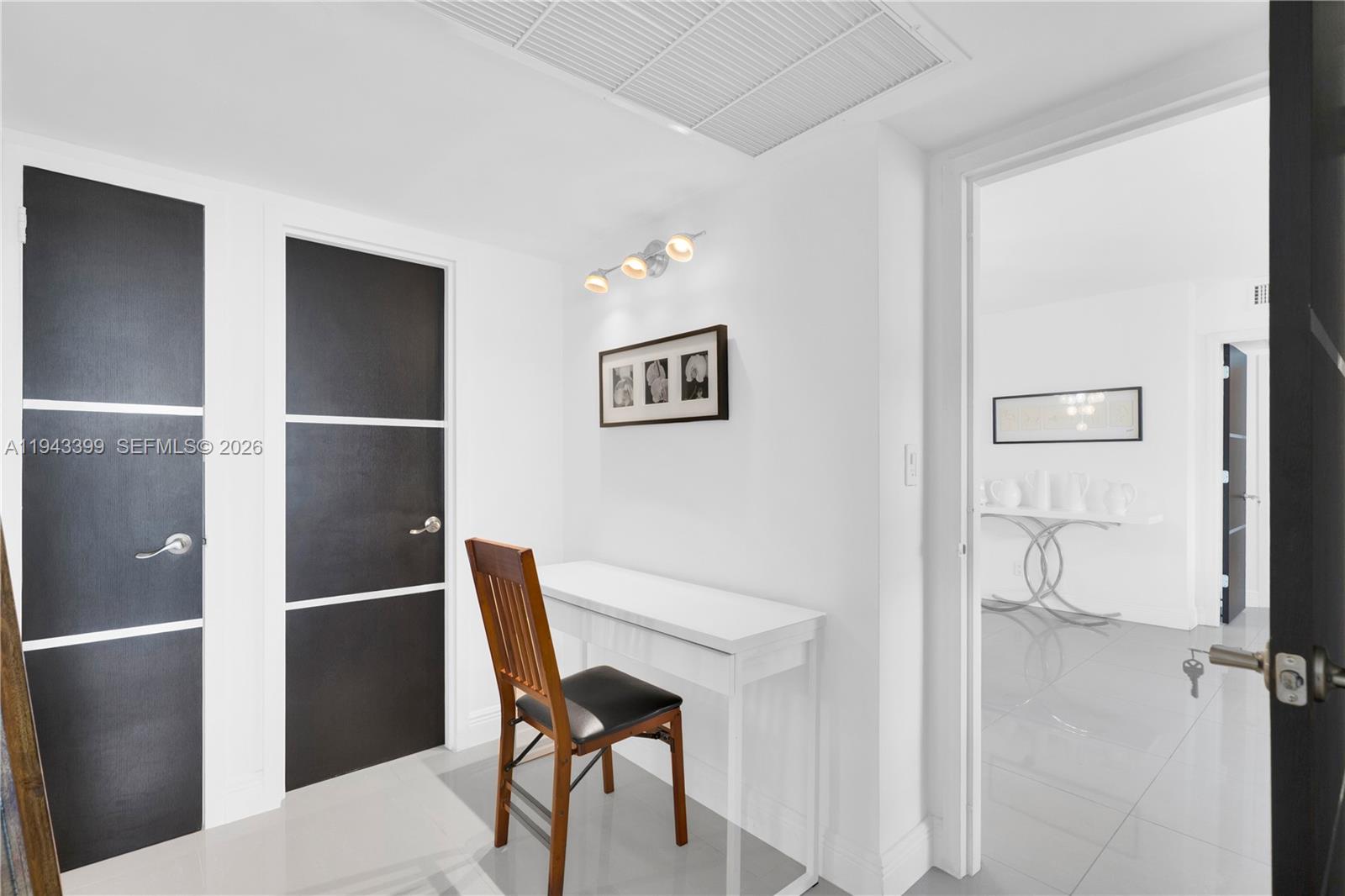 3140 S Ocean Dr # 1211