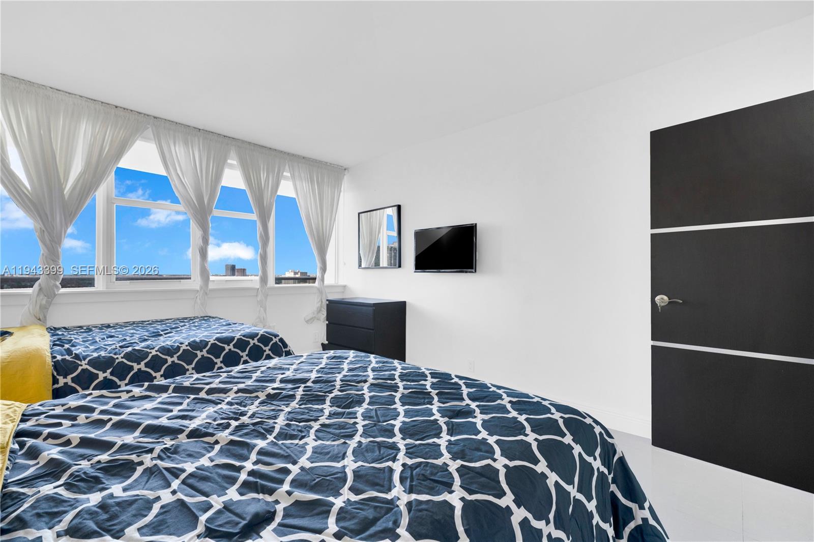 3140 S Ocean Dr # 1211