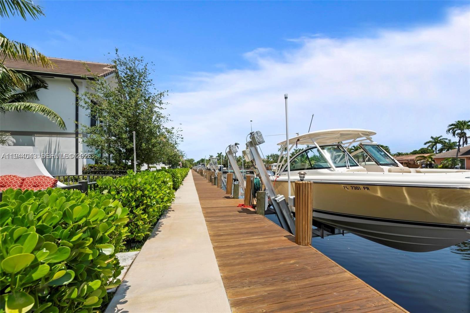 4518 E Aqua Bella Ln