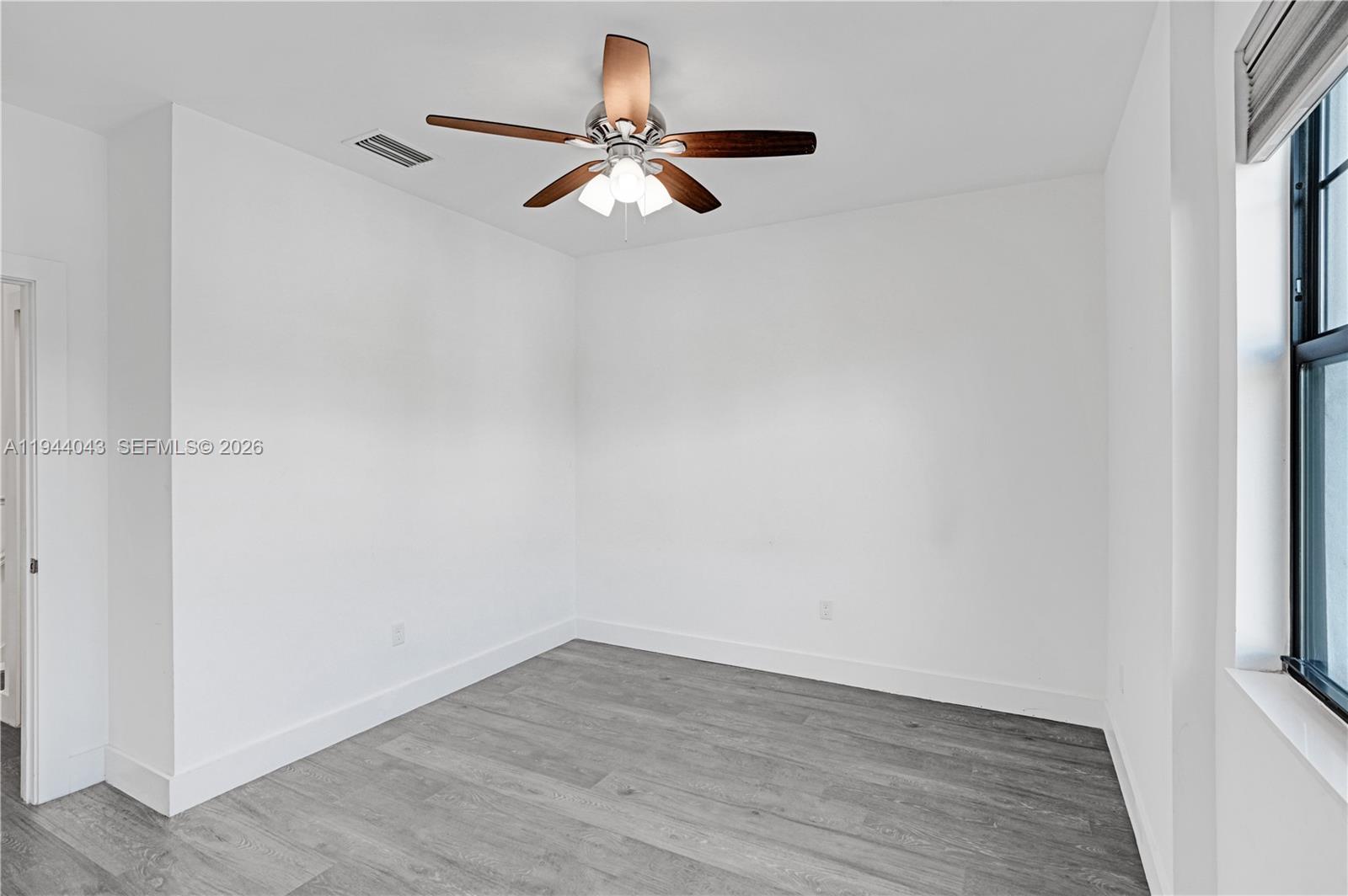 4518 E Aqua Bella Ln