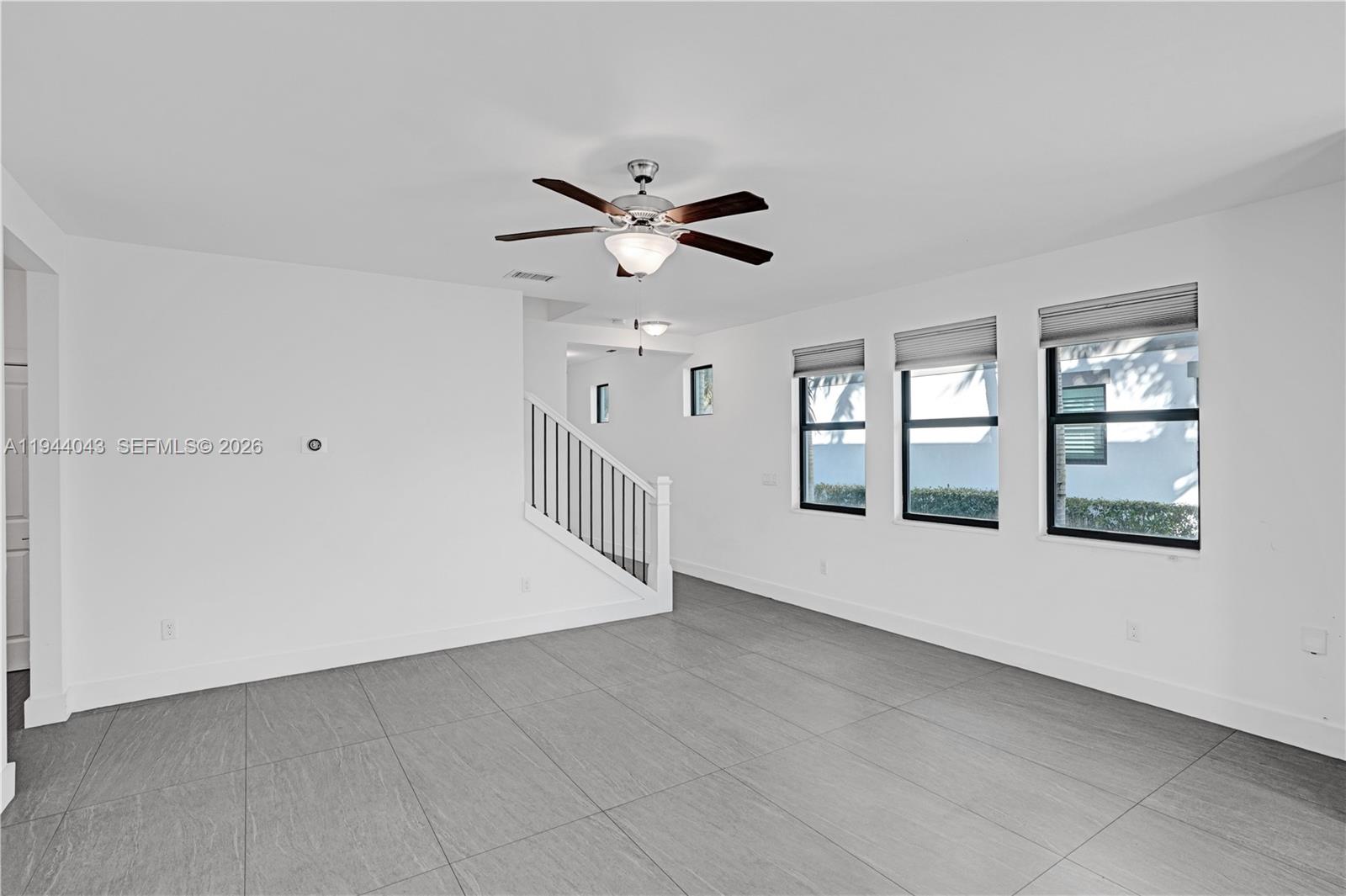 4518 E Aqua Bella Ln