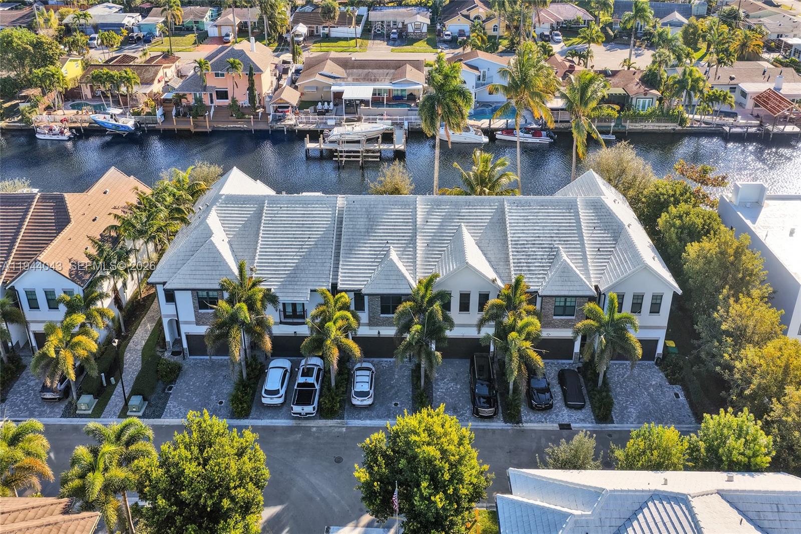 4518 E Aqua Bella Ln