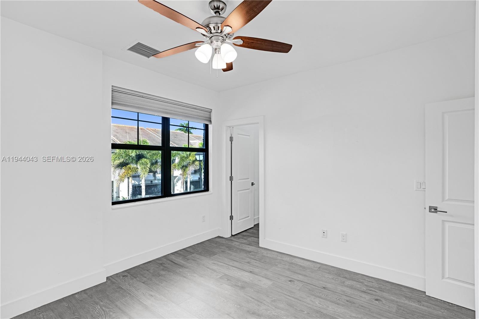 4518 E Aqua Bella Ln