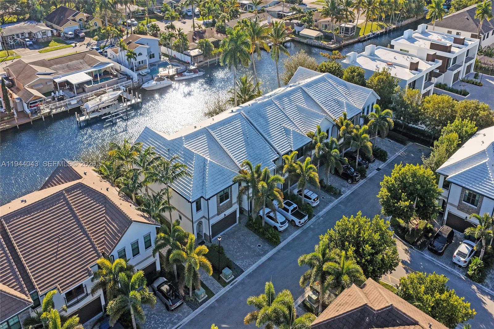 4518 E Aqua Bella Ln