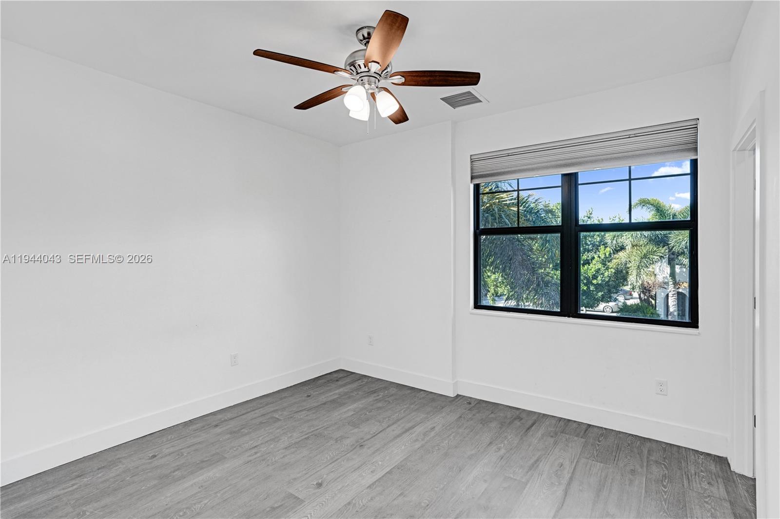 4518 E Aqua Bella Ln