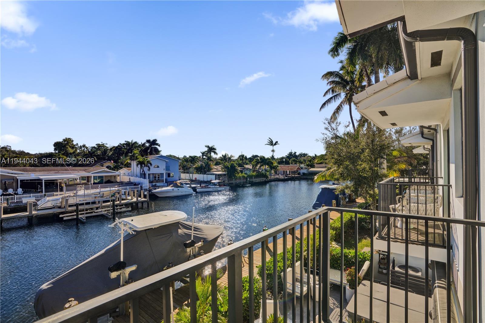 4518 E Aqua Bella Ln