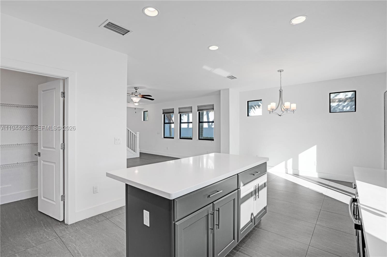 4518 E Aqua Bella Ln