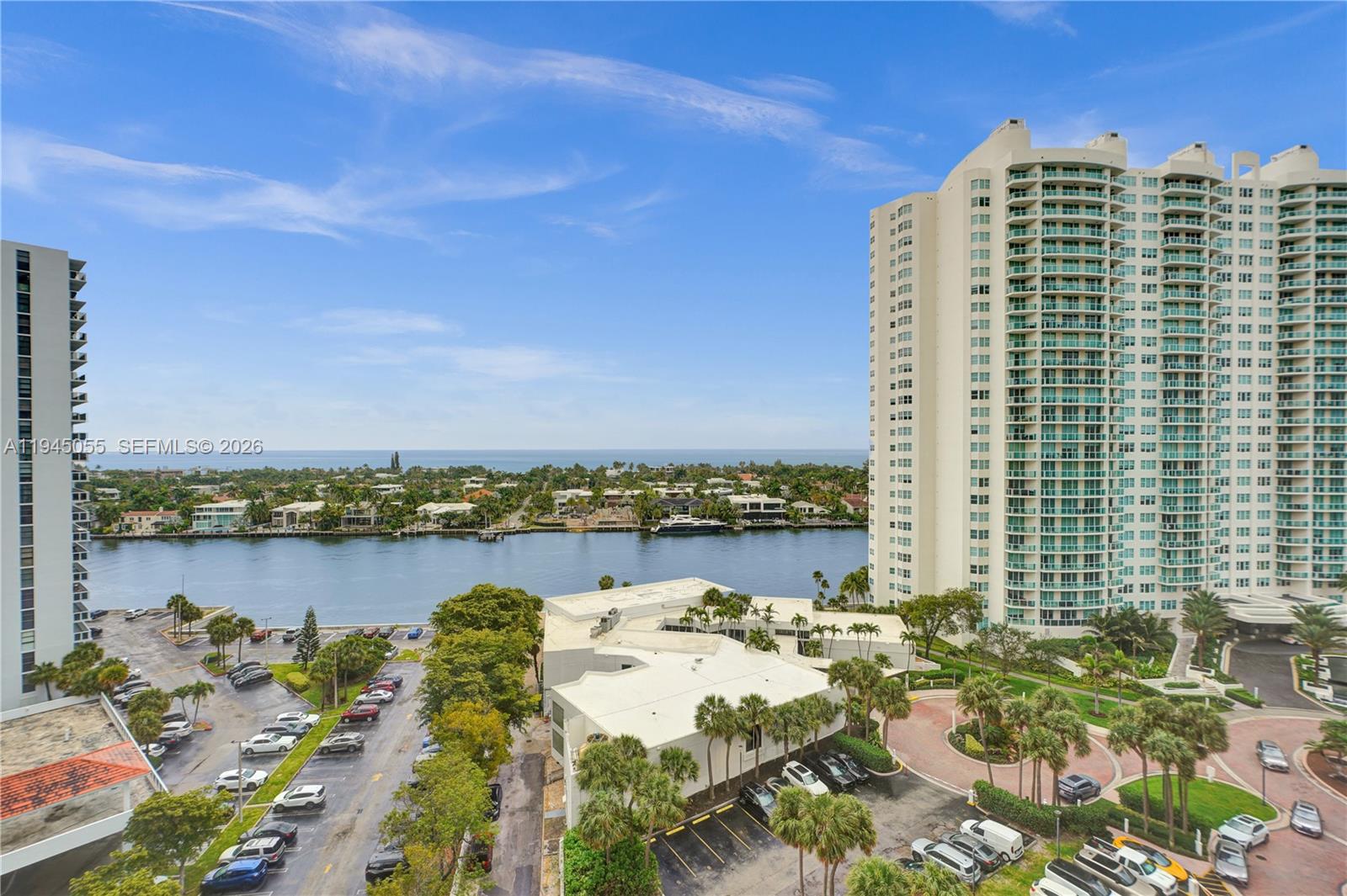 20281 E Country Club Dr # 1002