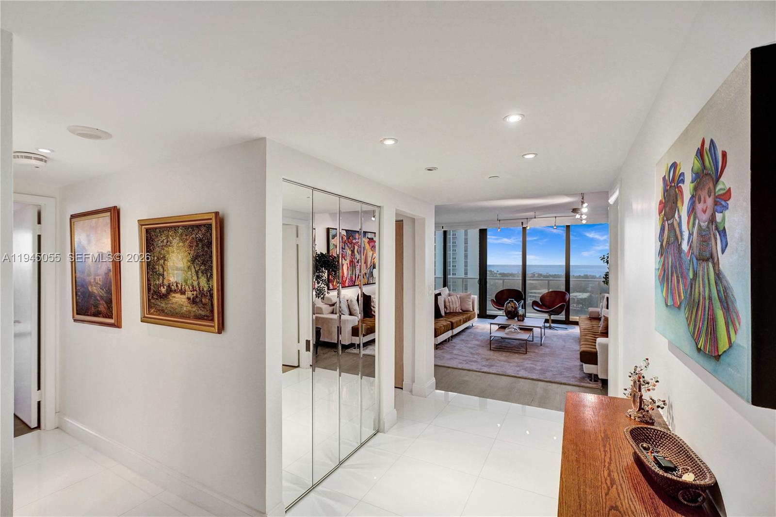 20281 E Country Club Dr # 1002