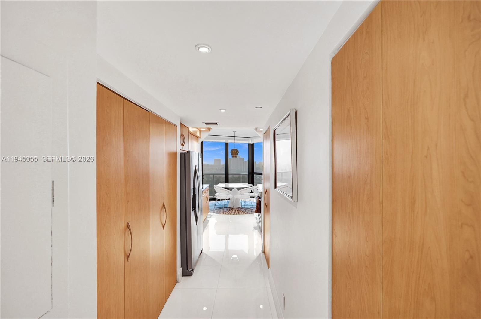 20281 E Country Club Dr # 1002