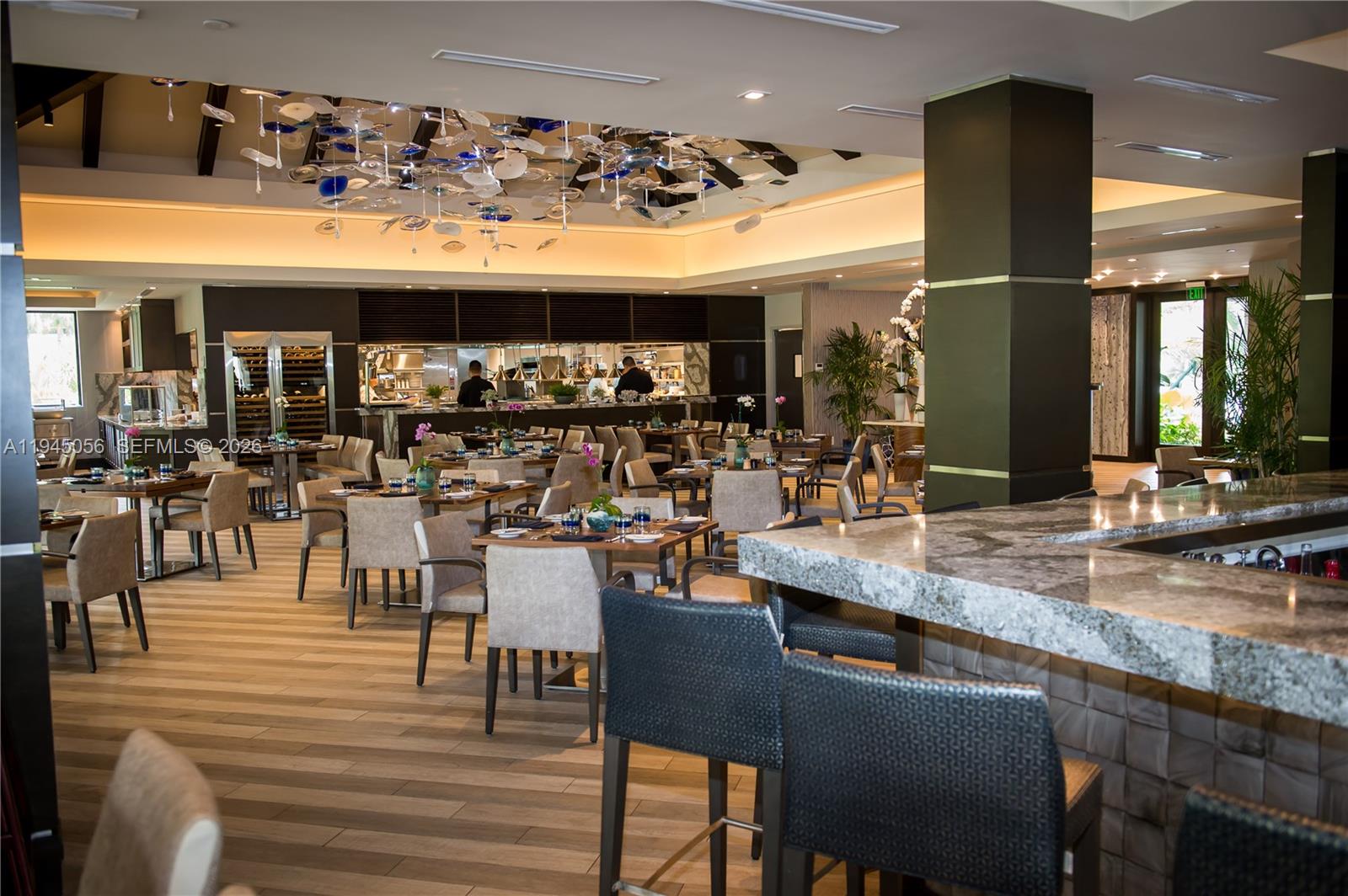 1000 W Island Blvd # 312