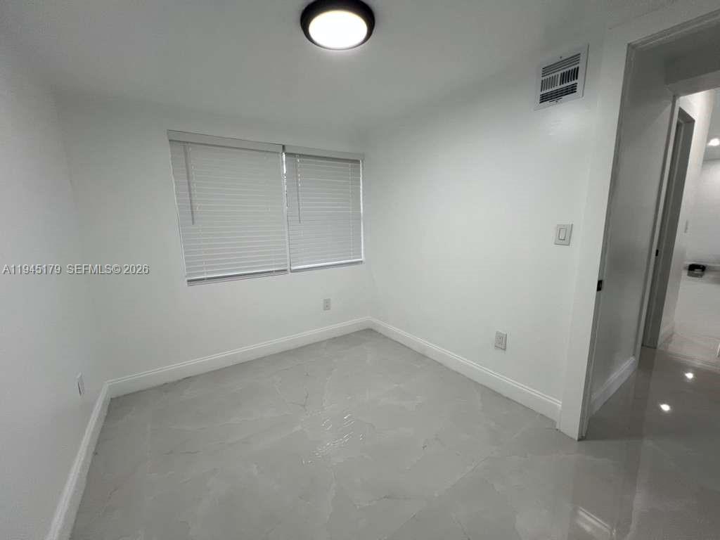 2850 NW 7th St