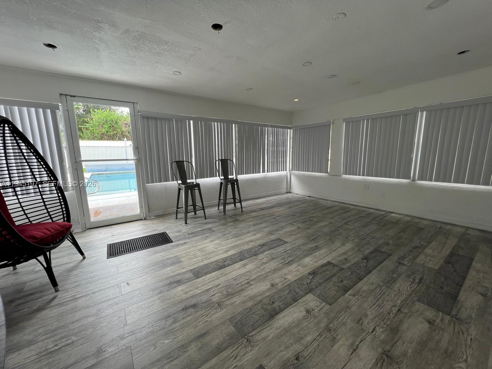 1735 NE 157th Ter