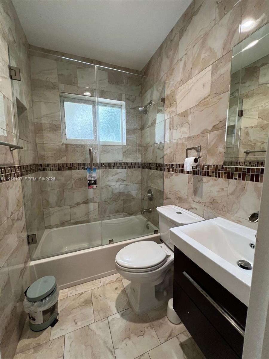 1735 NE 157th Ter