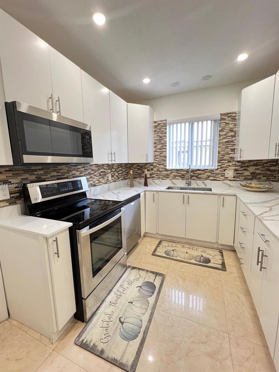 1735 NE 157th Ter