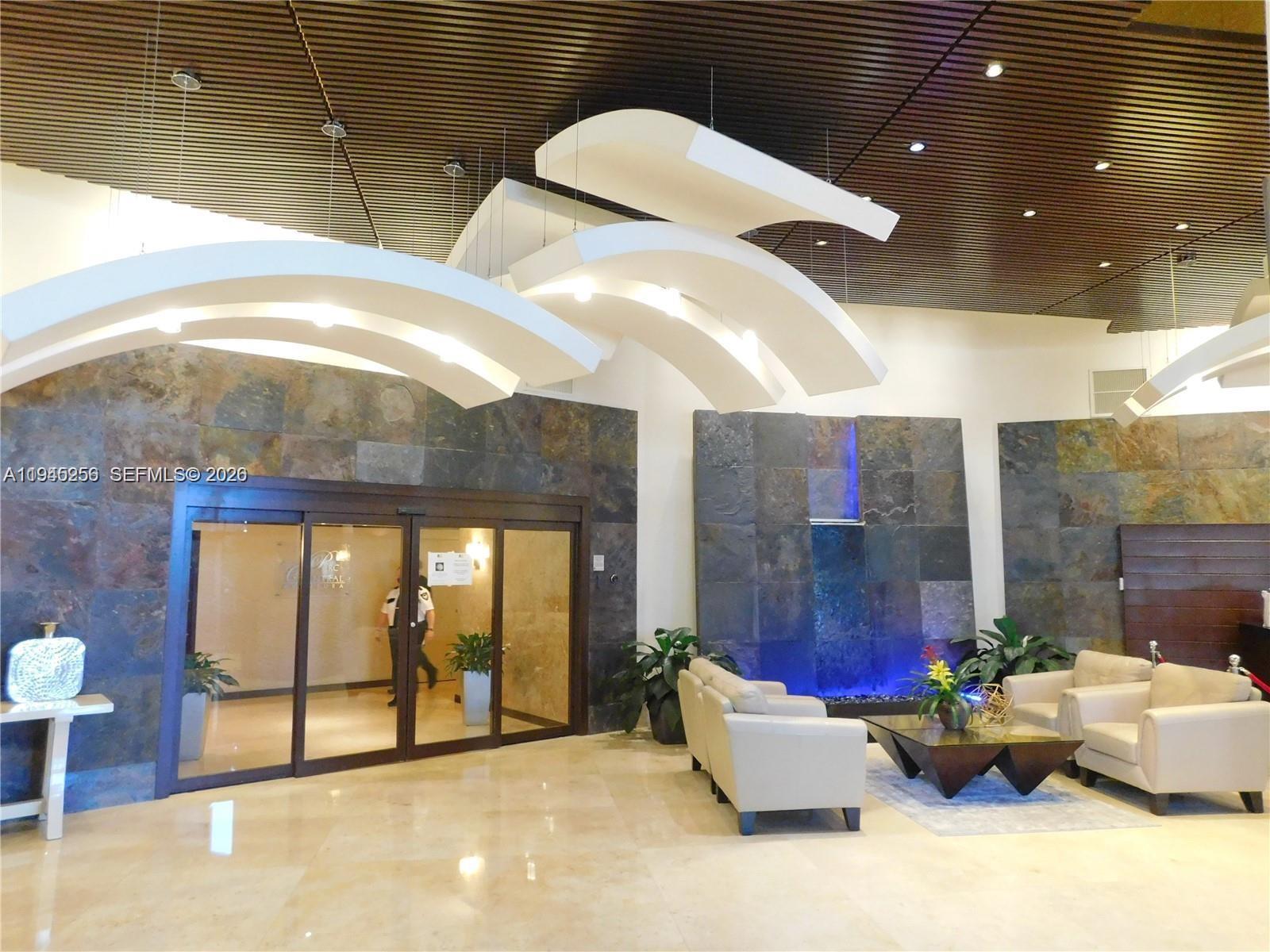 3300 NE 191 St # 1002