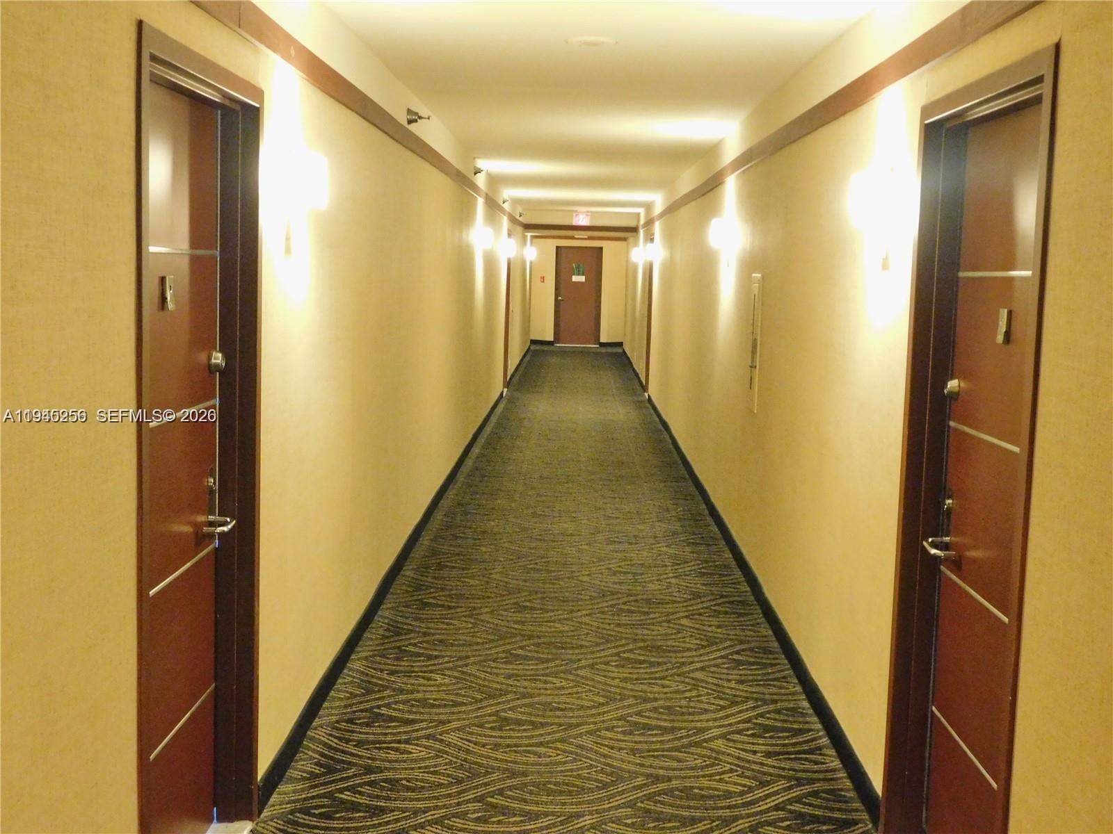 3300 NE 191 St # 1002