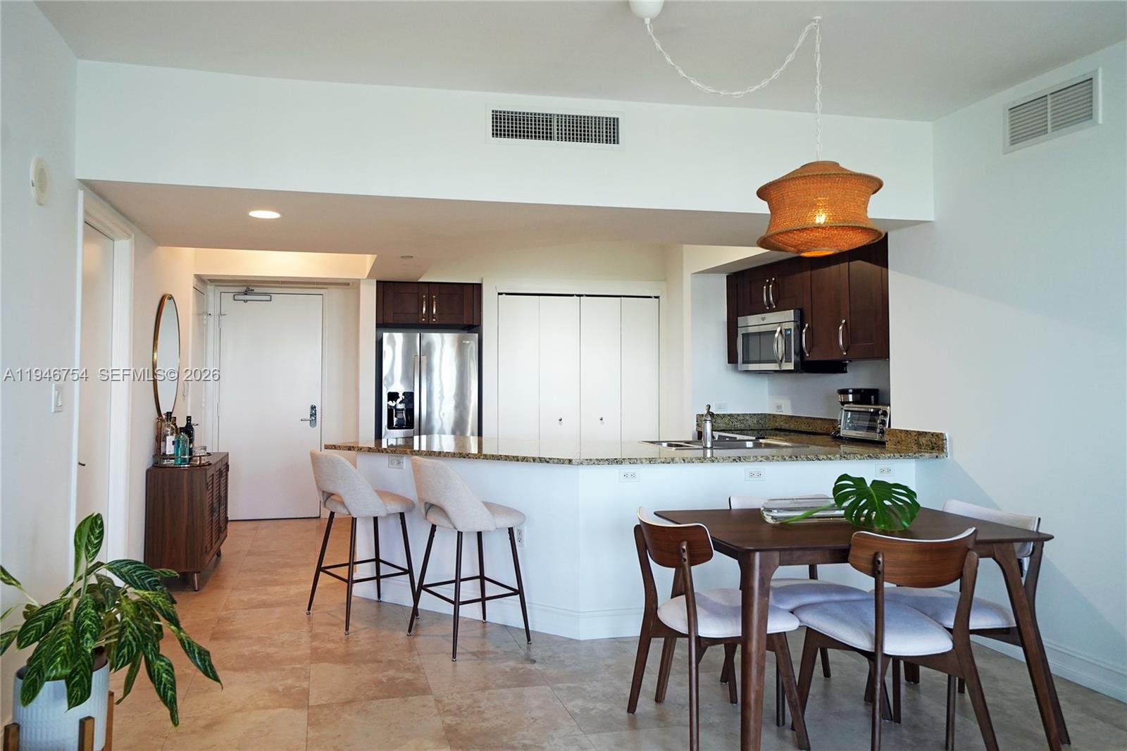 20000 E Country Club Dr # 1014