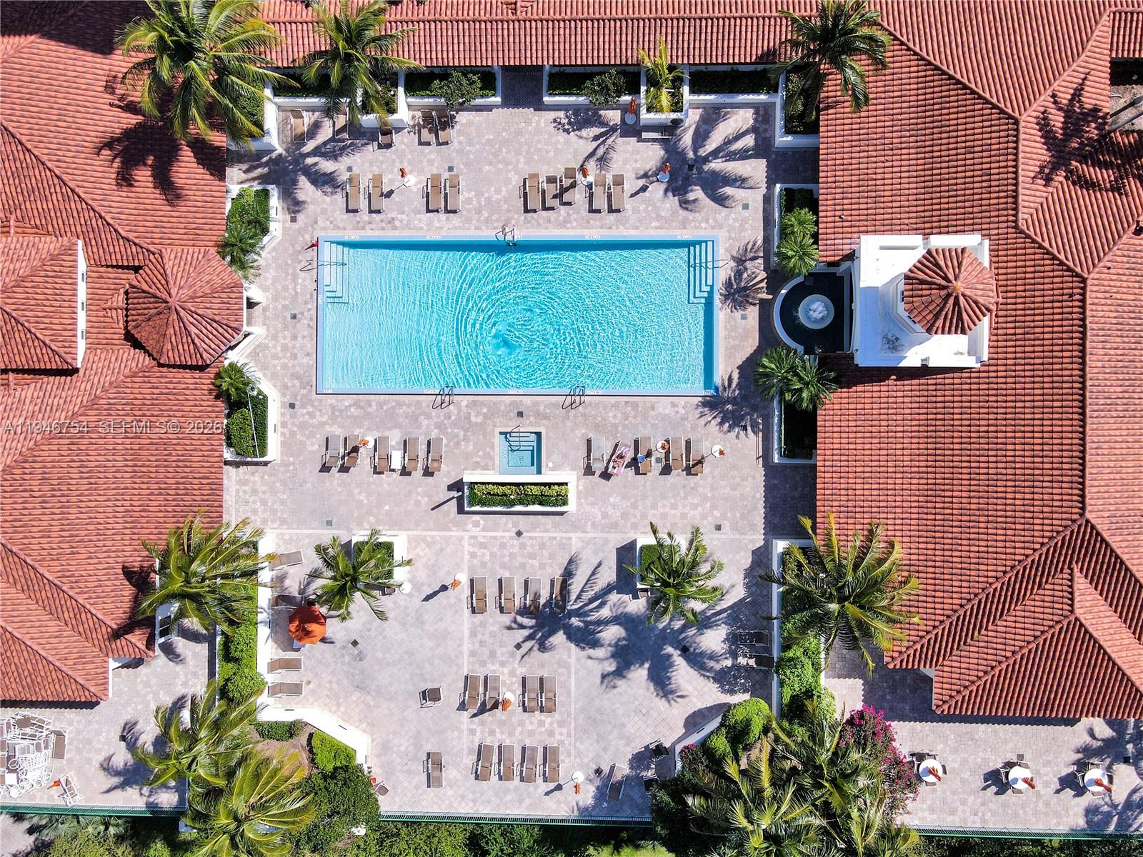 20000 E Country Club Dr # 1014