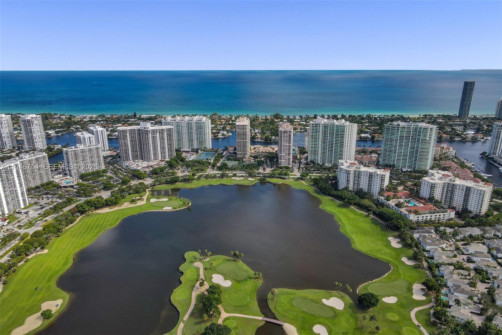 20000 E Country Club Dr # 1014