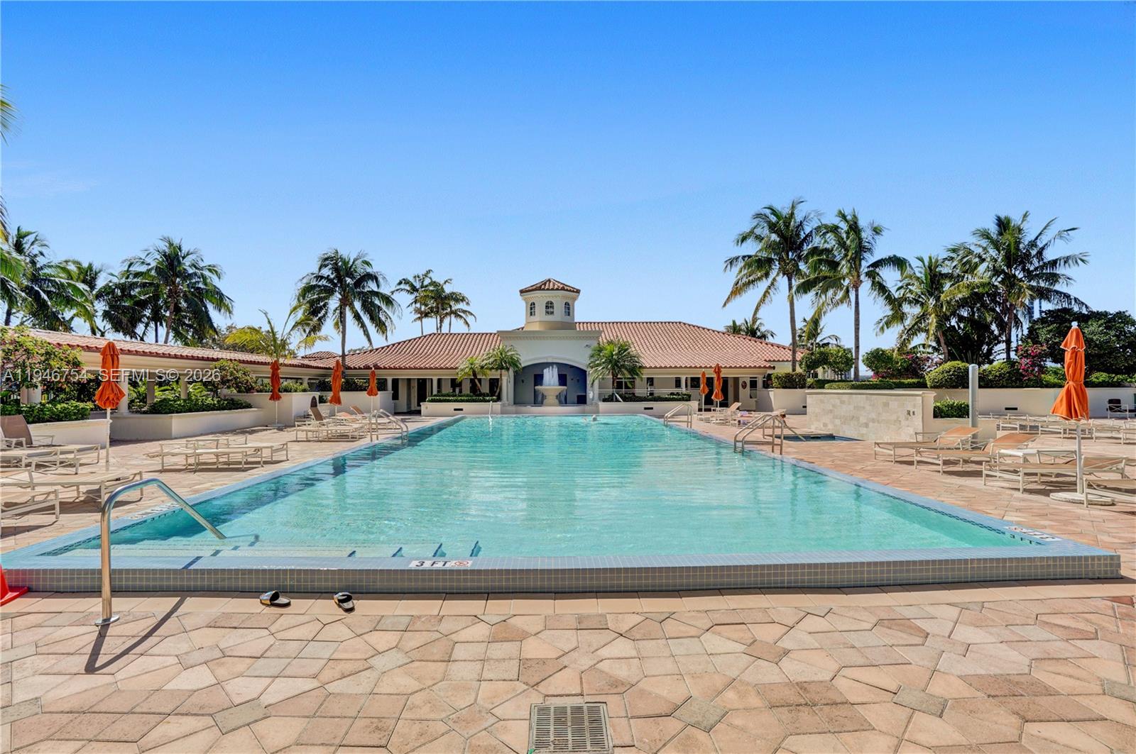 20000 E Country Club Dr # 1014