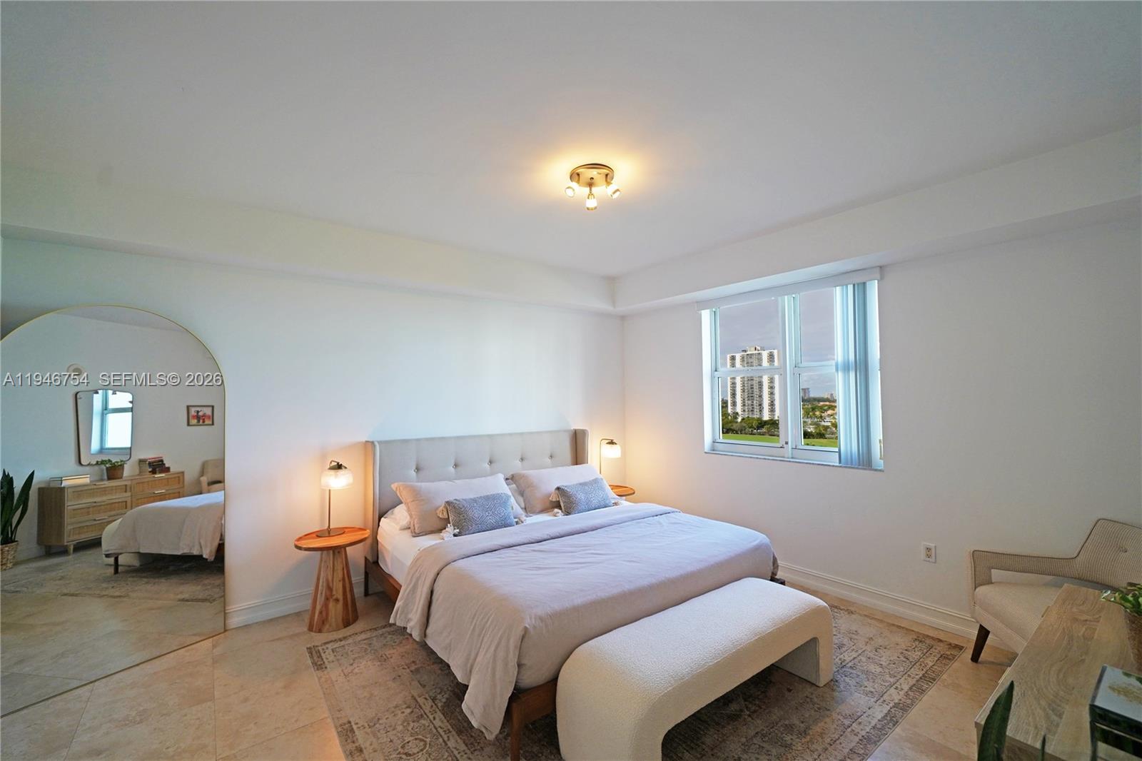 20000 E Country Club Dr # 1014