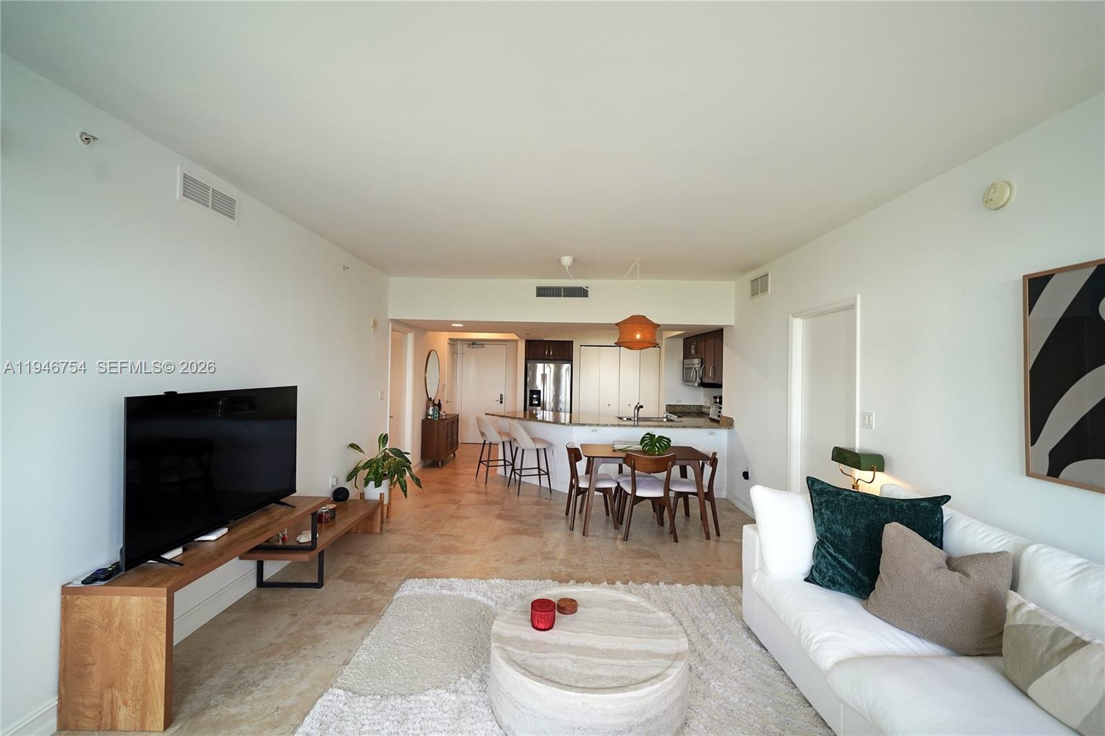 20000 E Country Club Dr # 1014