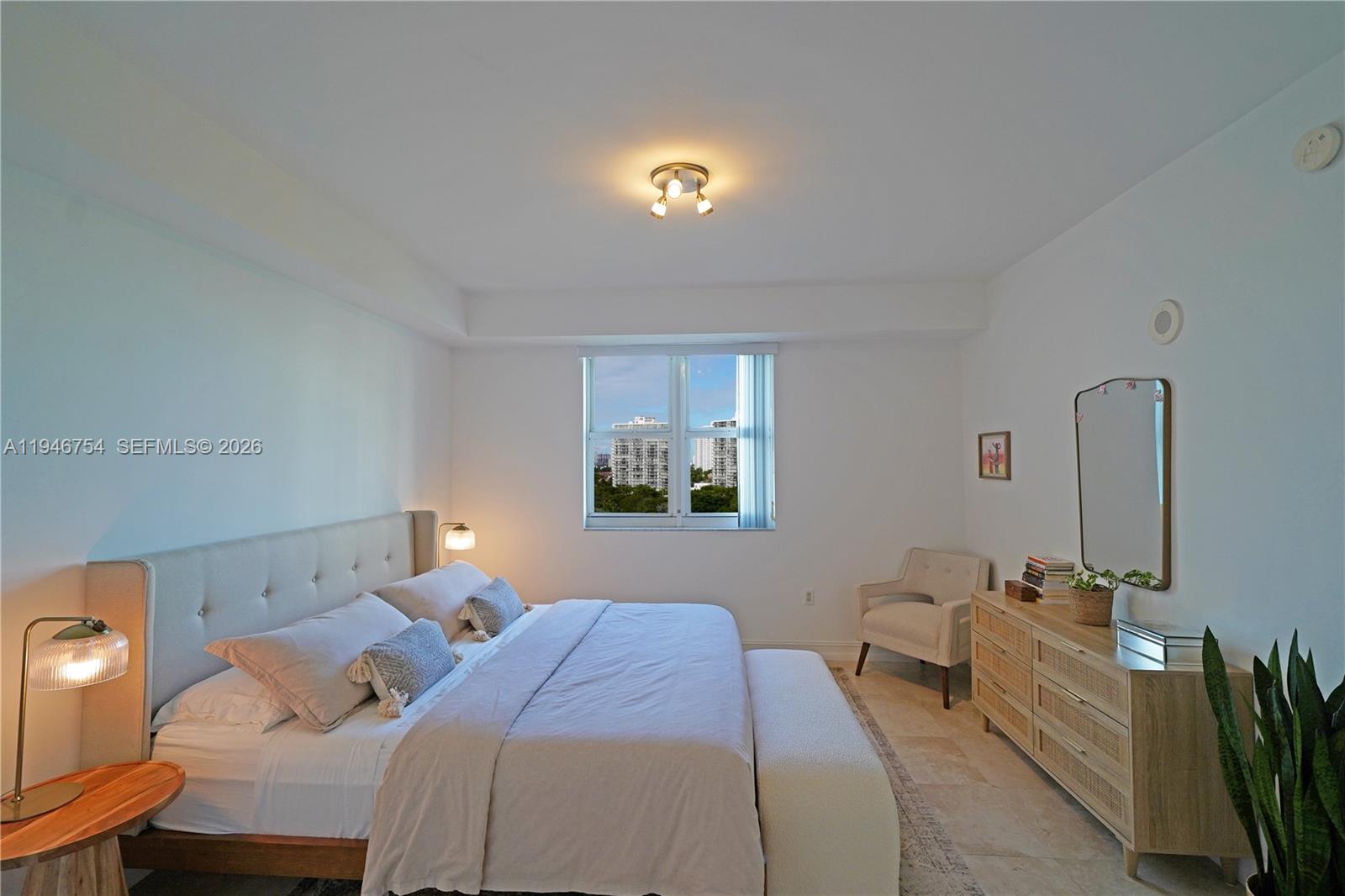 20000 E Country Club Dr # 1014