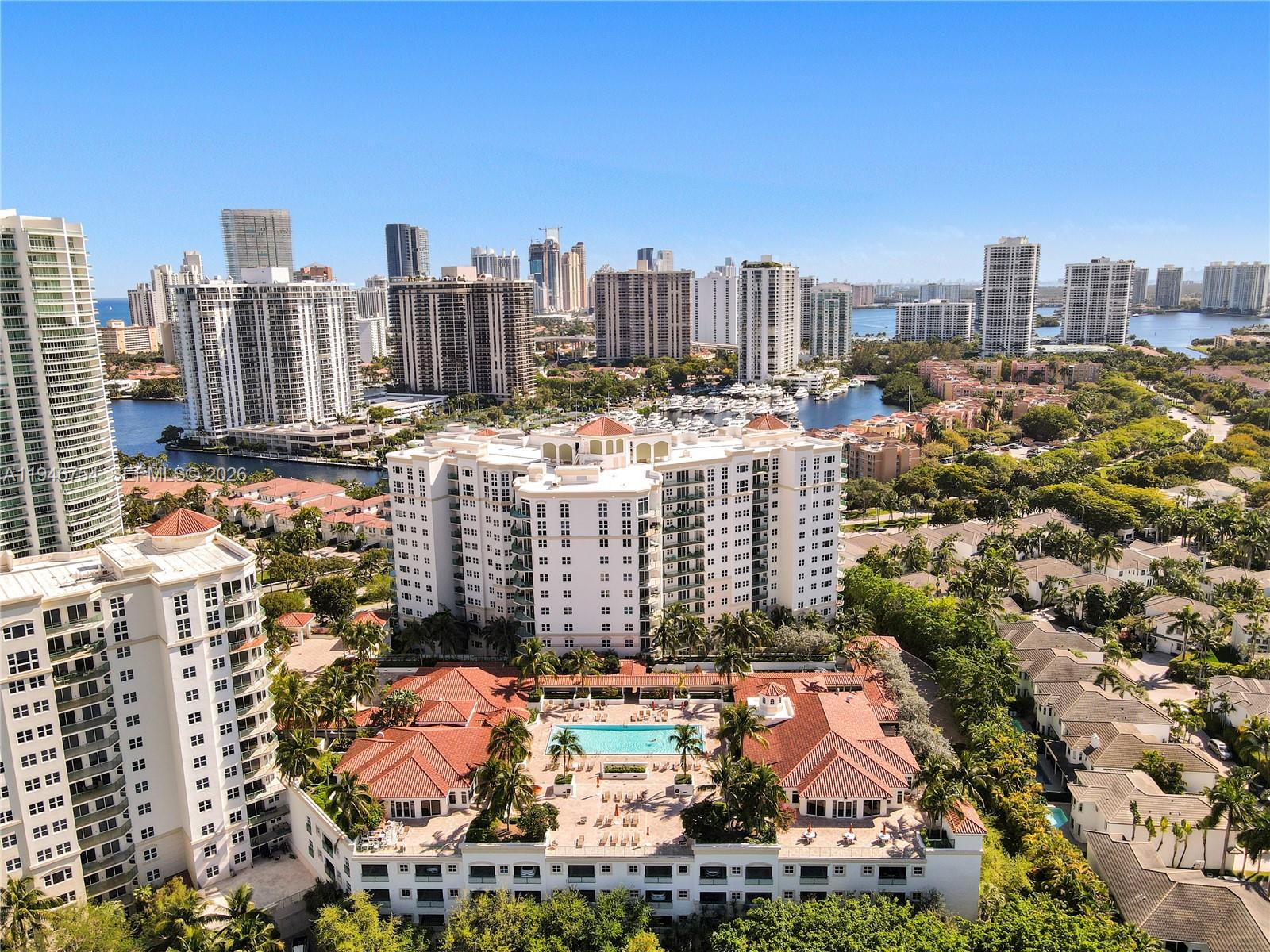 20000 E Country Club Dr # 1014