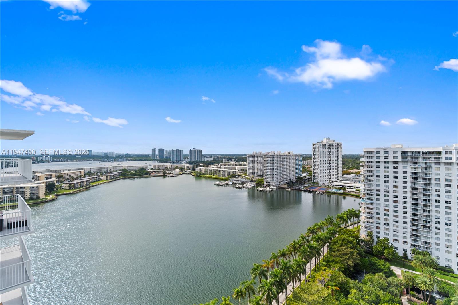 2851 NE 183rd St # 2214E