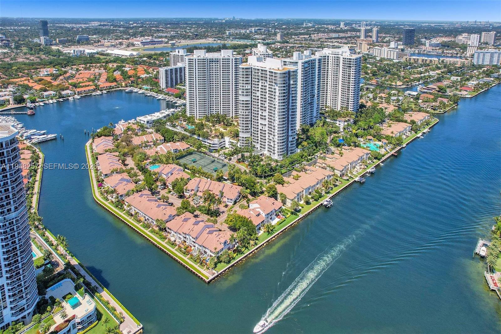 21050 Point Pl # 3104