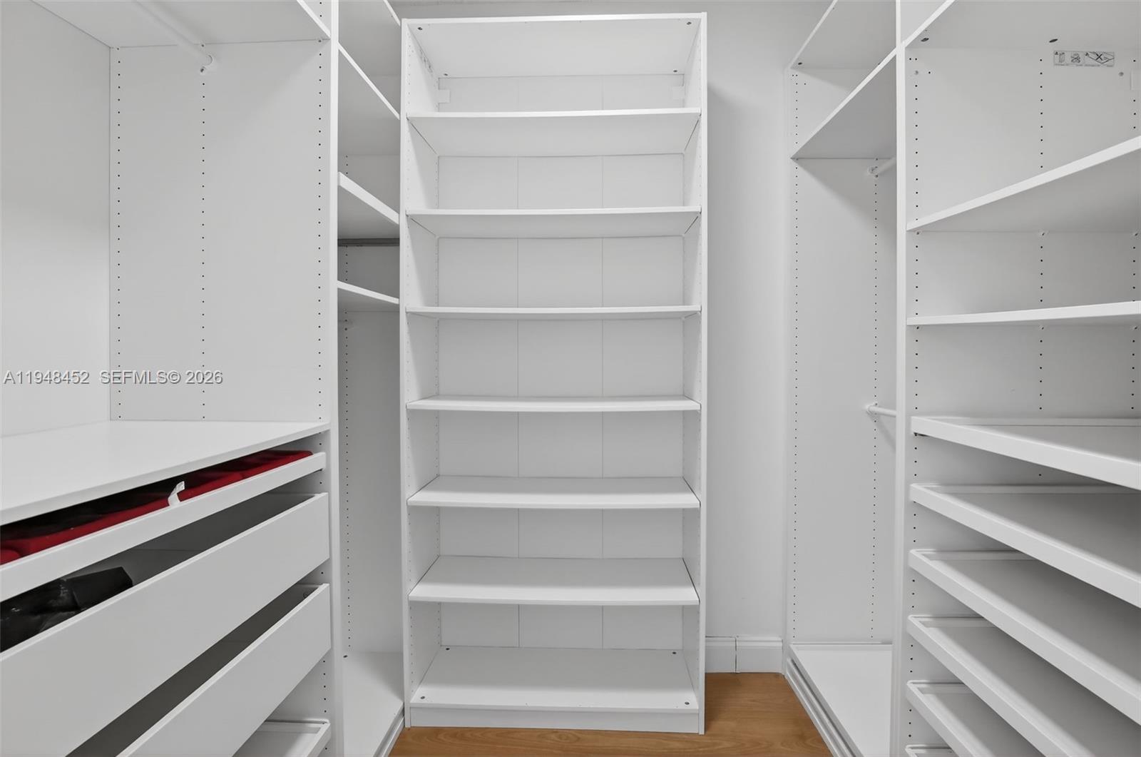 20281 E Country Club Dr # 405