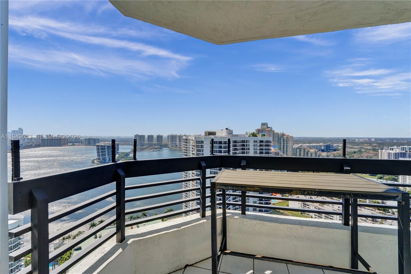 3500 Mystic Pointe Dr # 3601