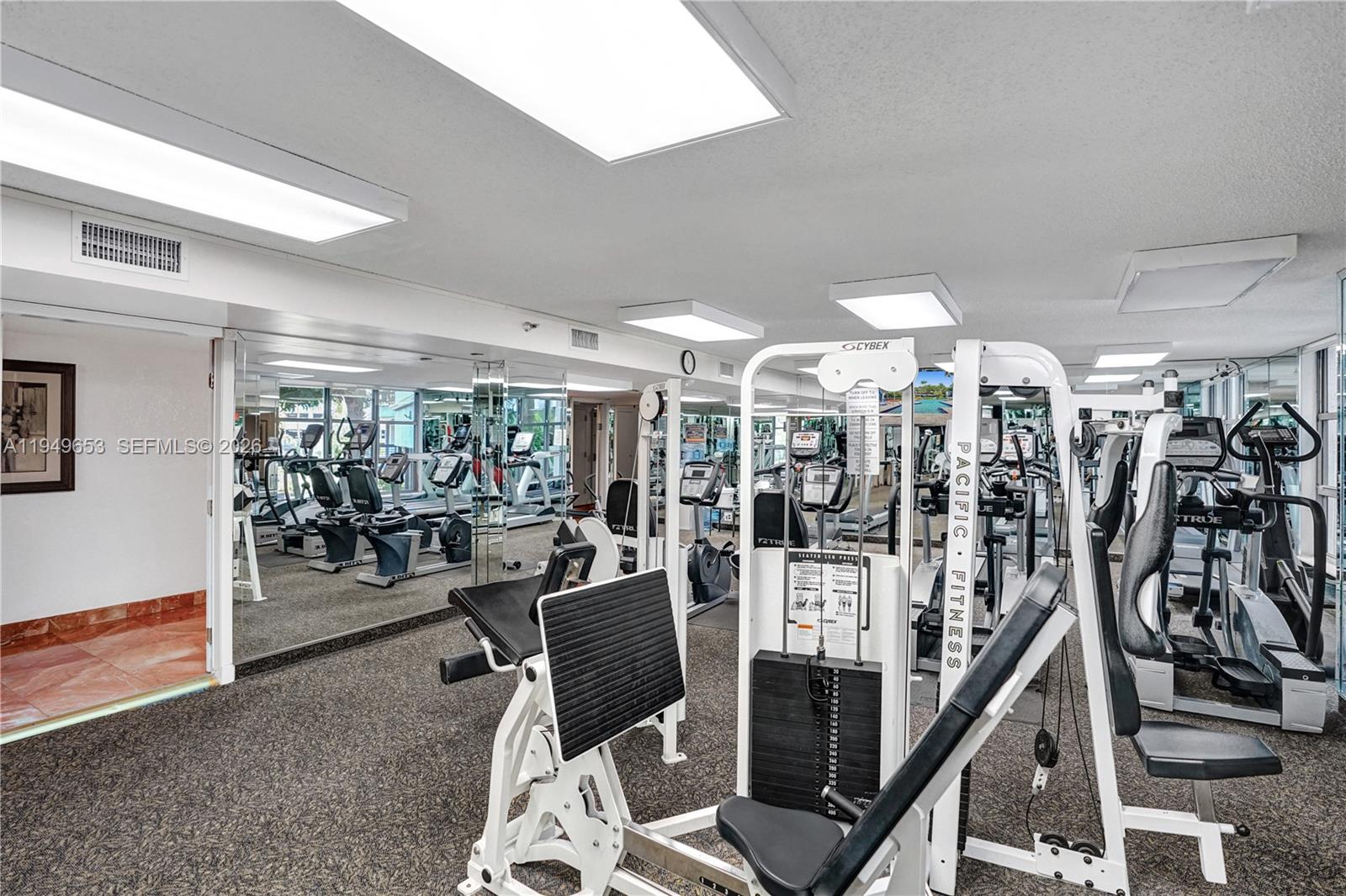 3500 Mystic Pointe Dr # 3601