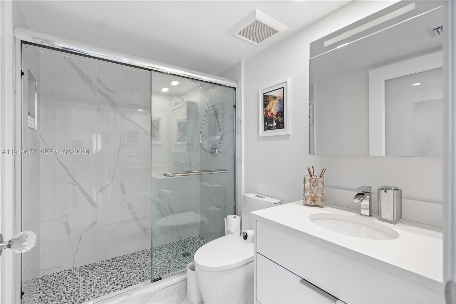 3600 Mystic Pointe Dr # 1017