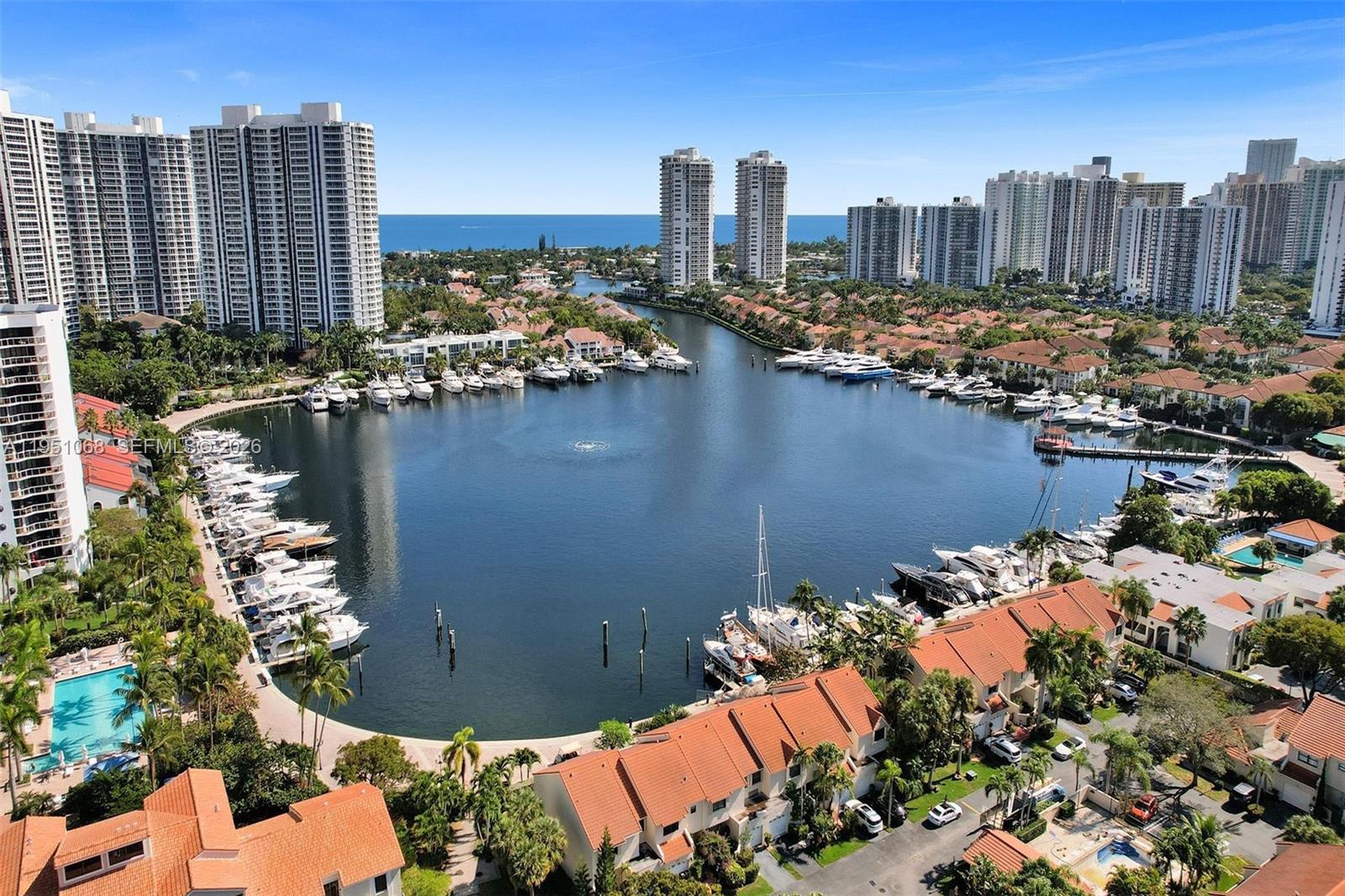 21248 Harbor Way # 24 Unit: 243-24