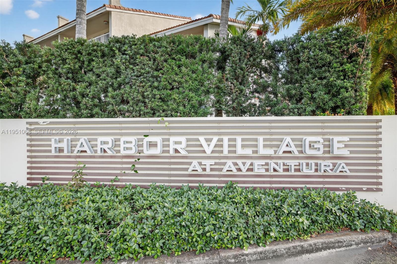 21248 Harbor Way # 24 Unit: 243-24