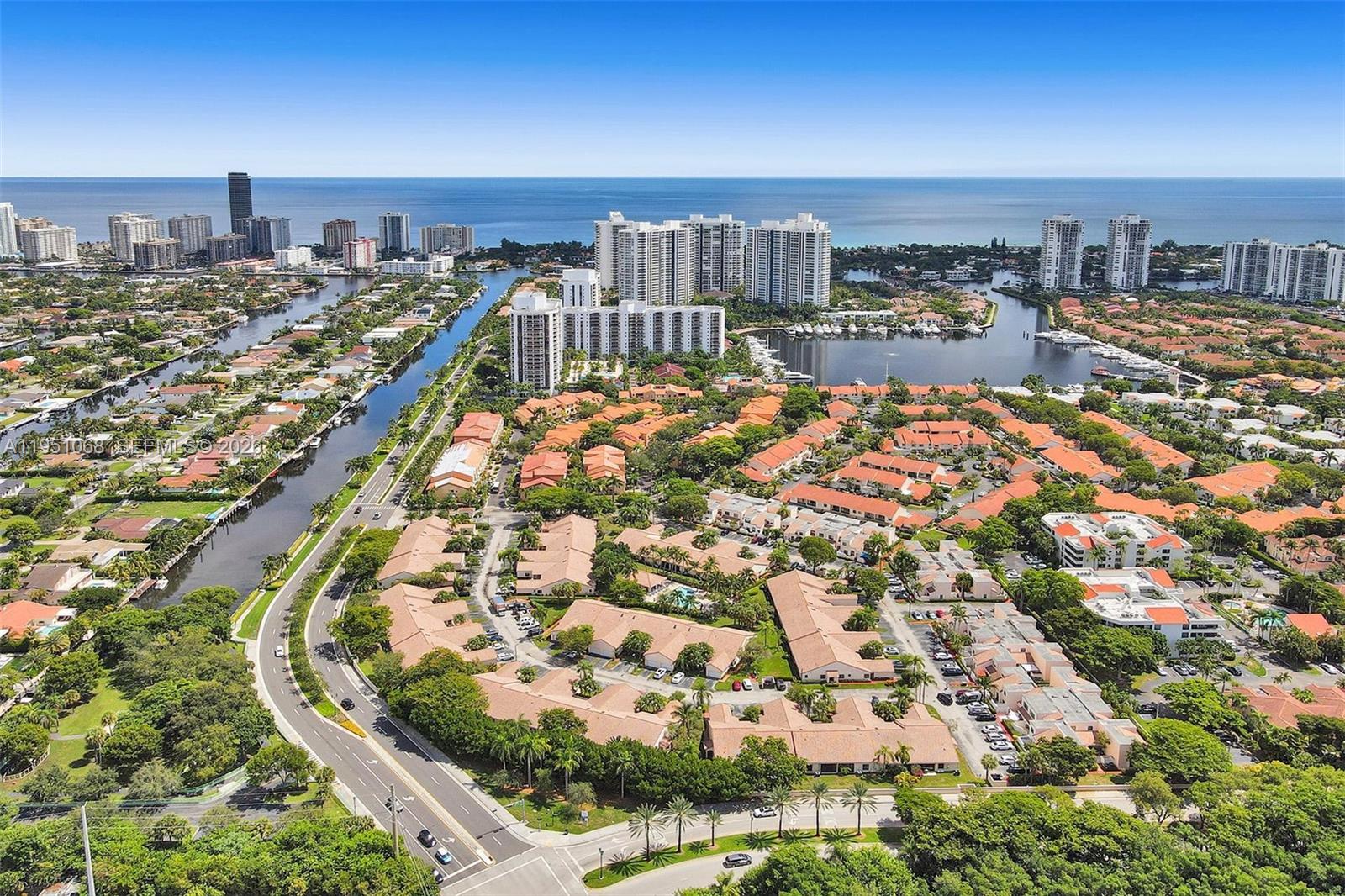 21248 Harbor Way # 24 Unit: 243-24