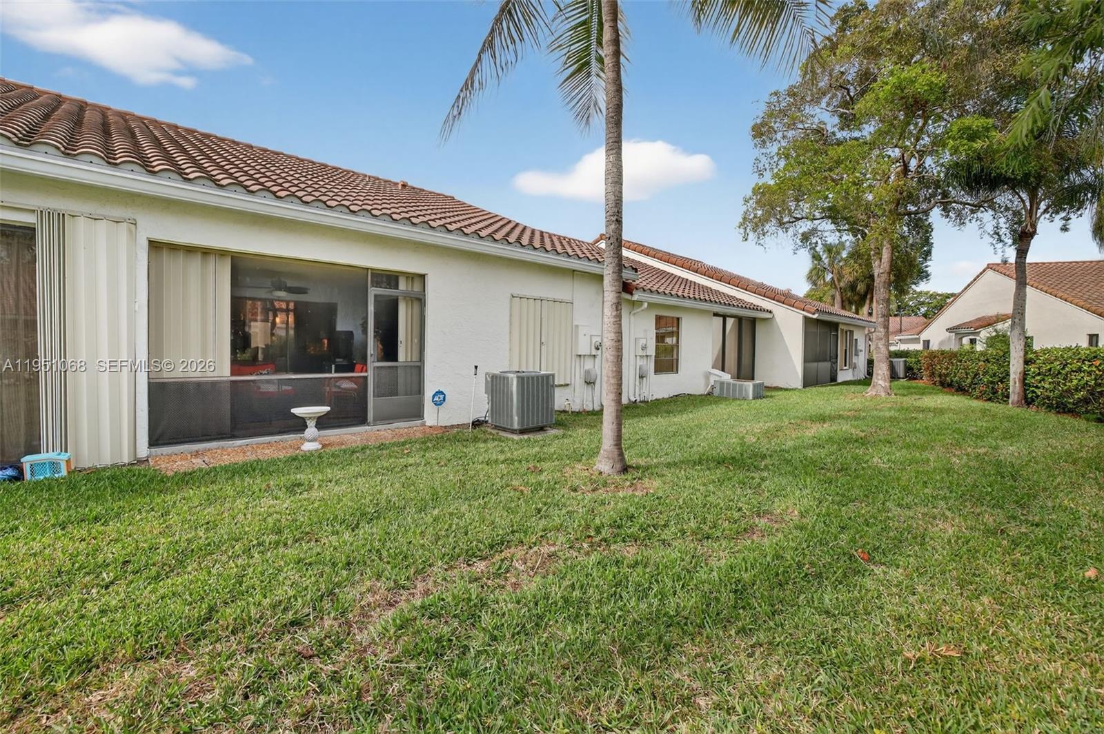 21248 Harbor Way # 24 Unit: 243-24