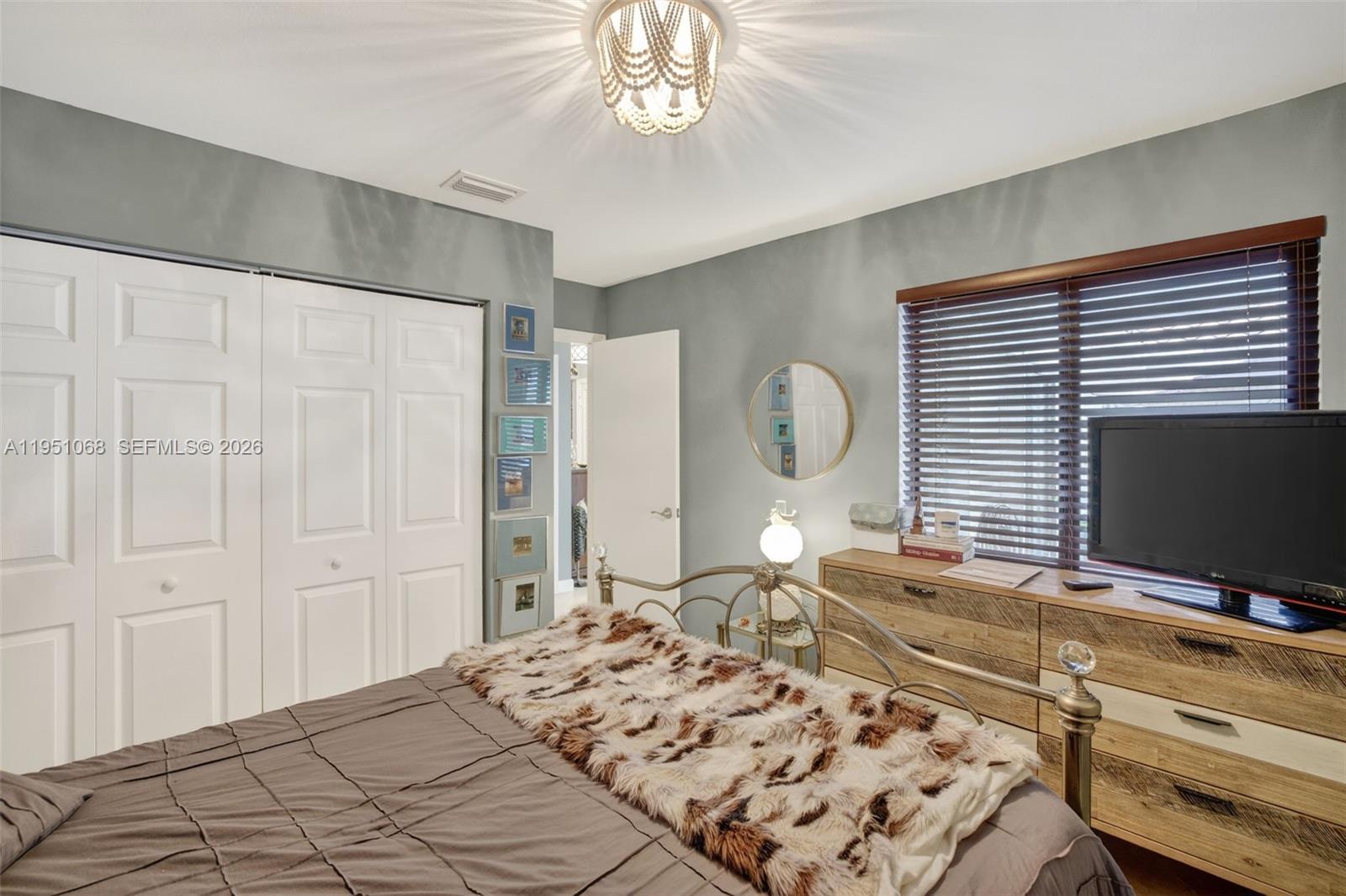 21248 Harbor Way # 24 Unit: 243-24