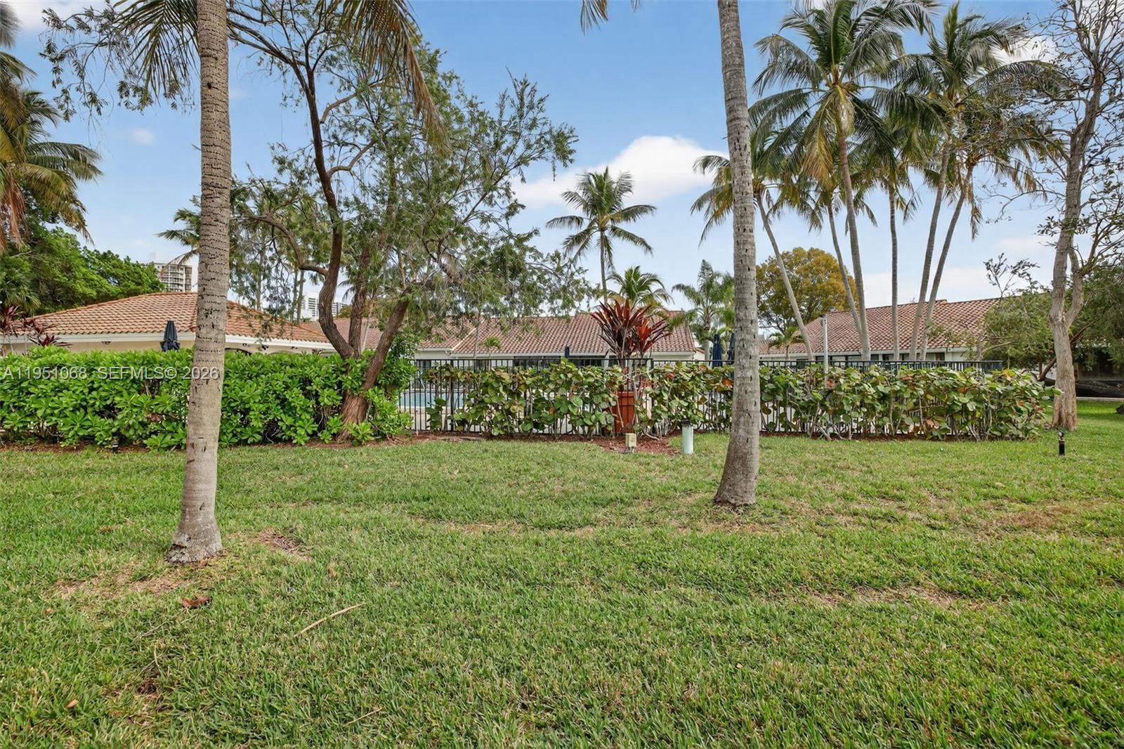 21248 Harbor Way # 24 Unit: 243-24