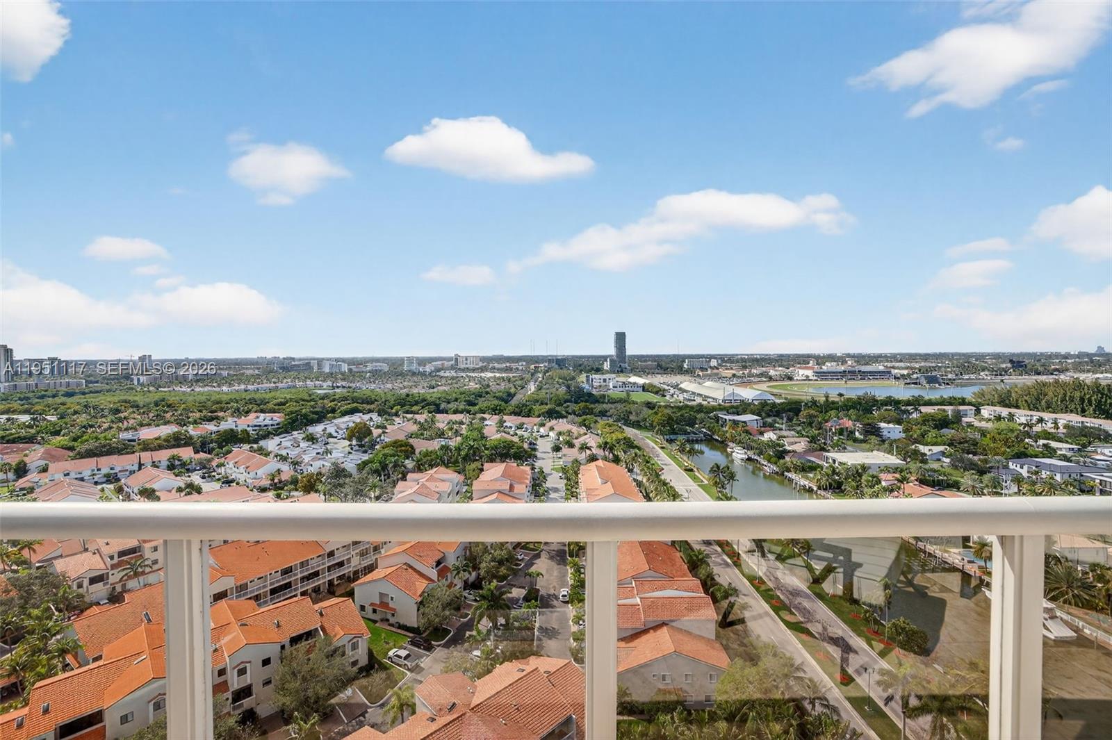 3598 Yacht Club Dr Unit: PH2002
