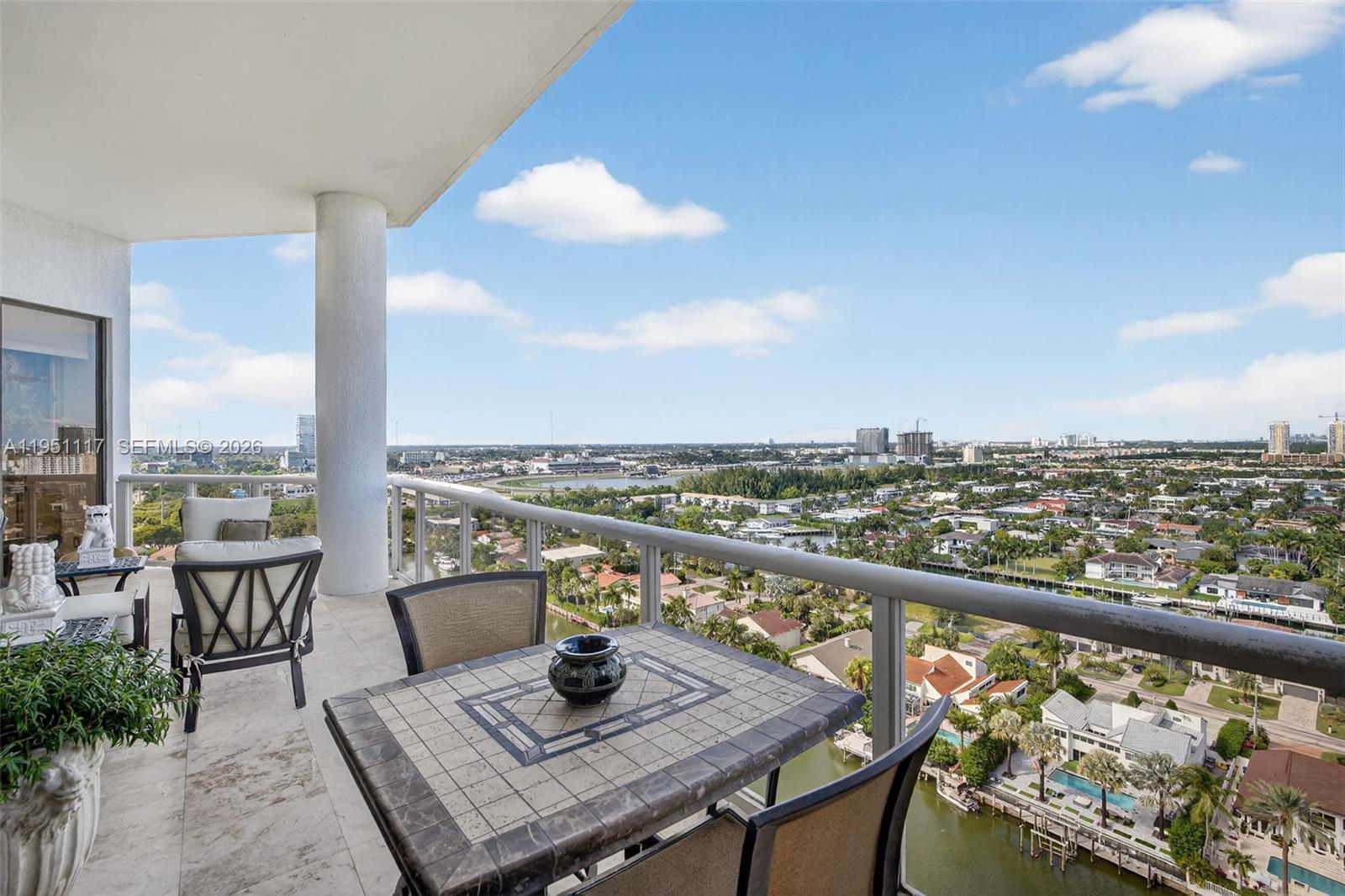 3598 Yacht Club Dr Unit: PH2002